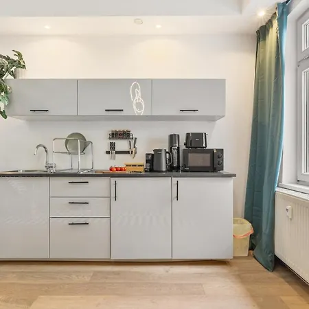 Urban Loft - 180 Skyline Balkon - 2 SZ - HBF * Berlin