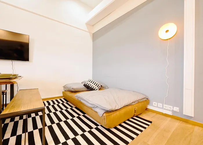 Urban Loft - 180 Skyline Balkon - 2 Sz - Hbf *