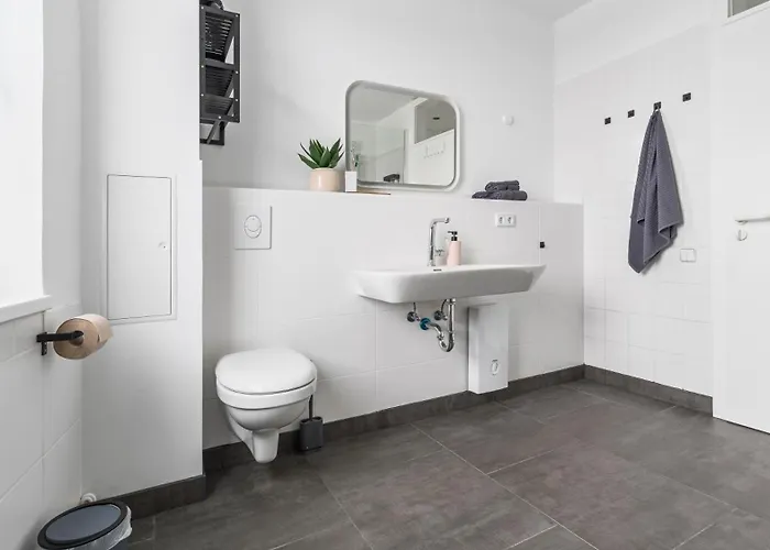 Urban Loft - 180 Skyline Balkon - 2 Sz - Hbf