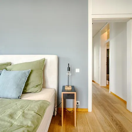 Urban Loft - 180 Skyline Balkon - 2 Sz - Hbf Apartment