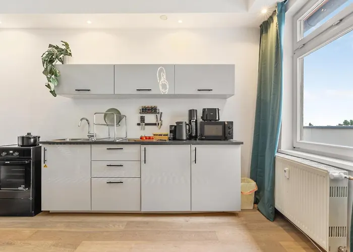 Urban Loft - 180 Skyline Balkon - 2 Sz - Hbf * Berlin