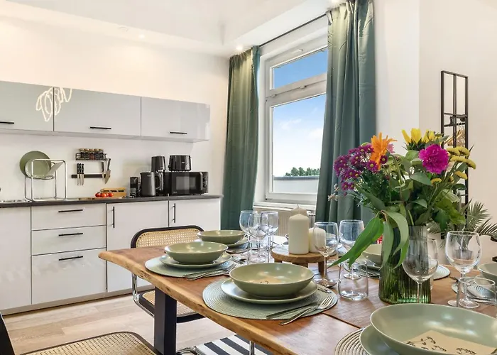 Urban Loft - 180 Skyline Balkon - 2 Sz - Hbf *